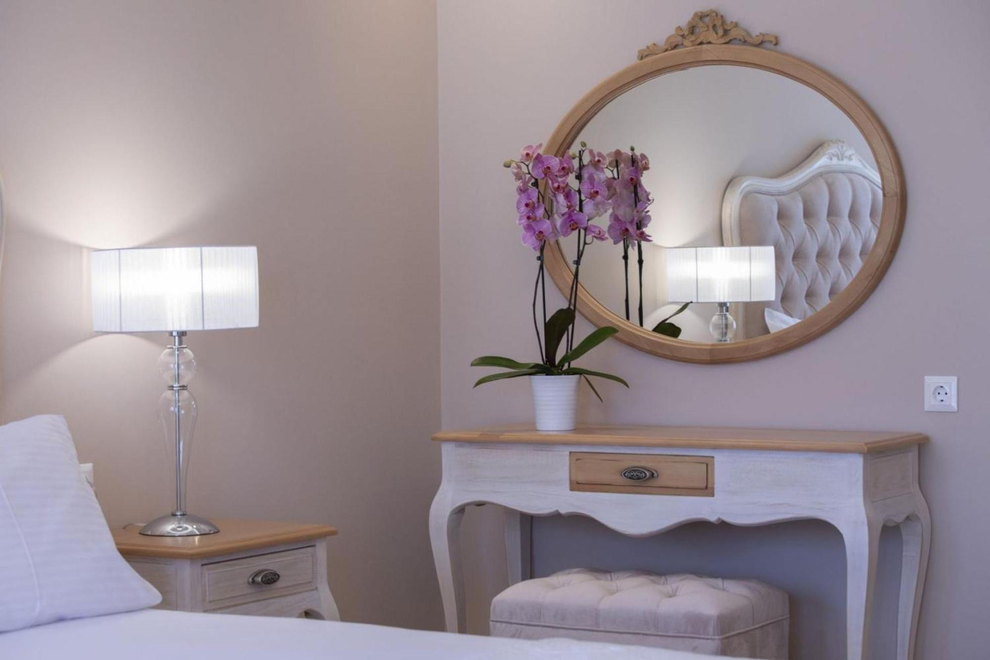 Vk Luxury Suites - Private Parking - Adults Only Нидри Екстериор снимка