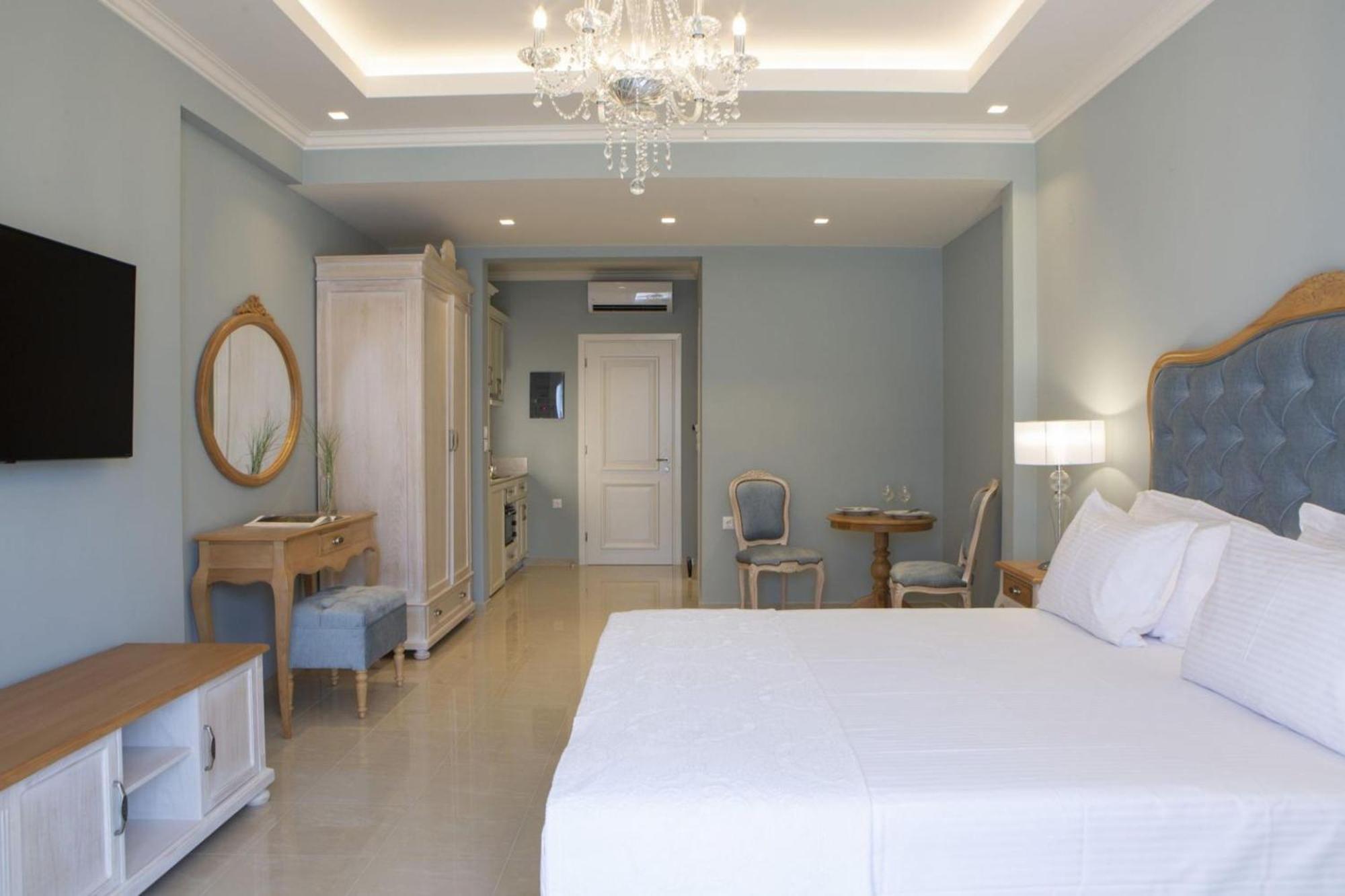 Vk Luxury Suites - Private Parking - Adults Only Нидри Екстериор снимка