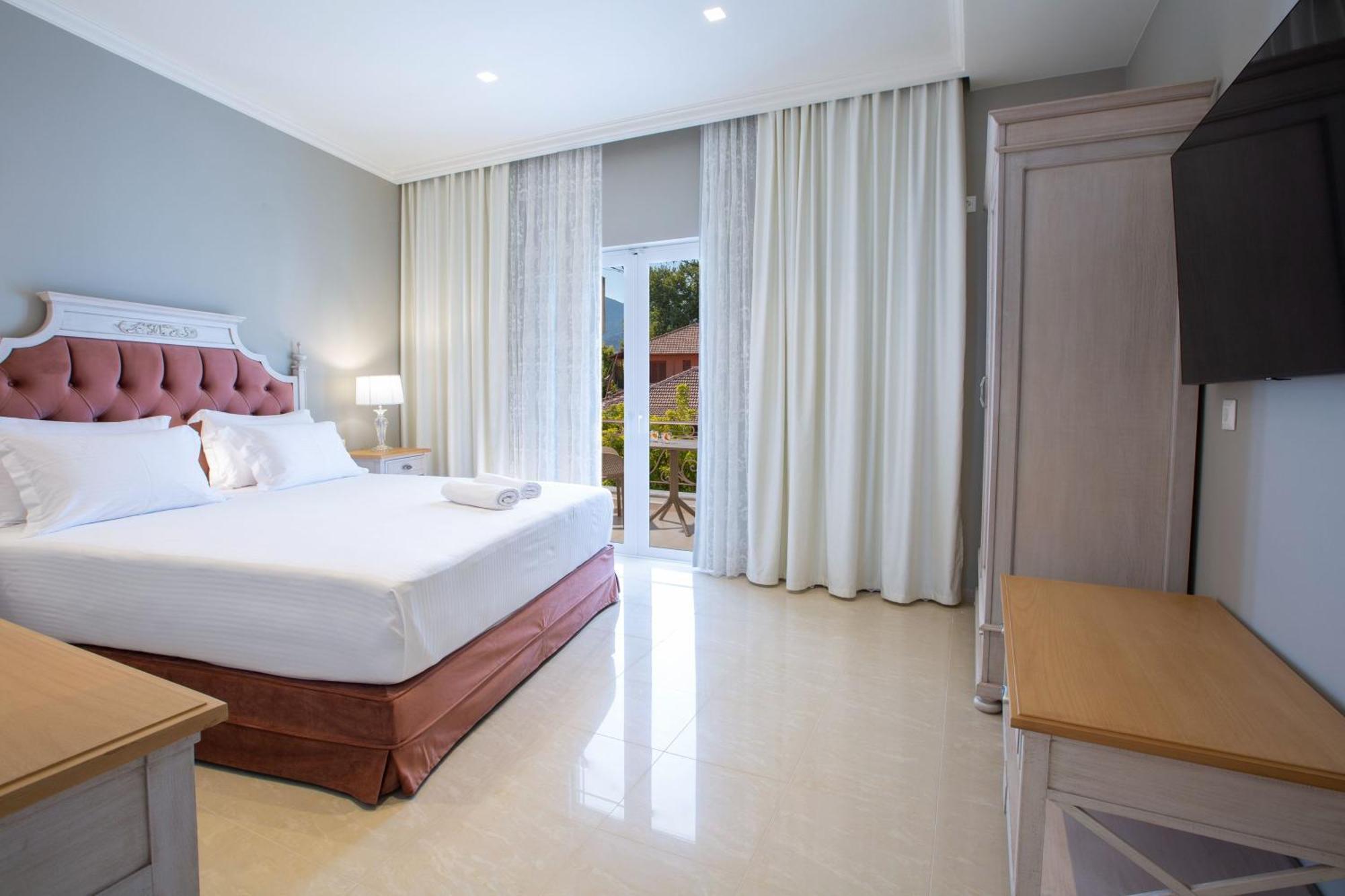 Vk Luxury Suites - Private Parking - Adults Only Нидри Екстериор снимка